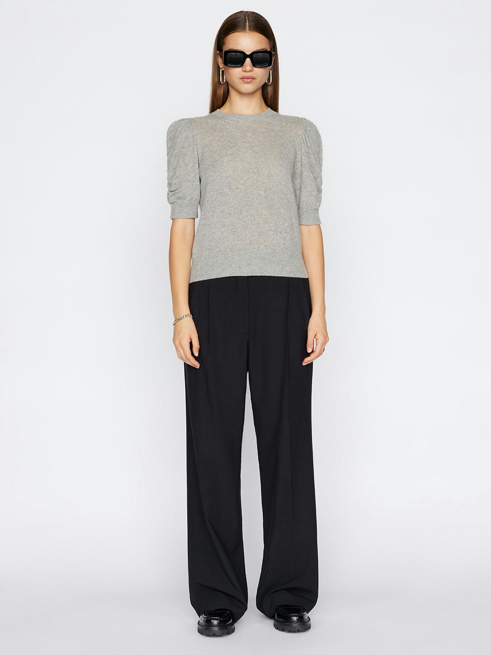 sweater full body view alt:hover